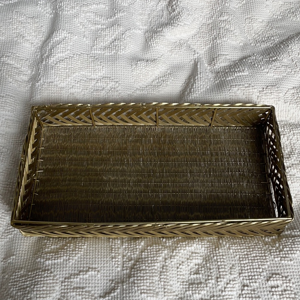 Gold/brass woven catch all tray